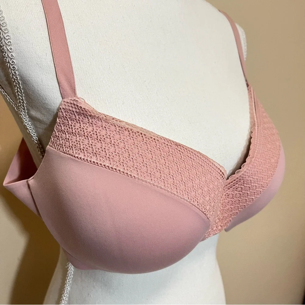 Incredible by Victoria’s Secret Lined Demi Bra - Picture 4 of 11